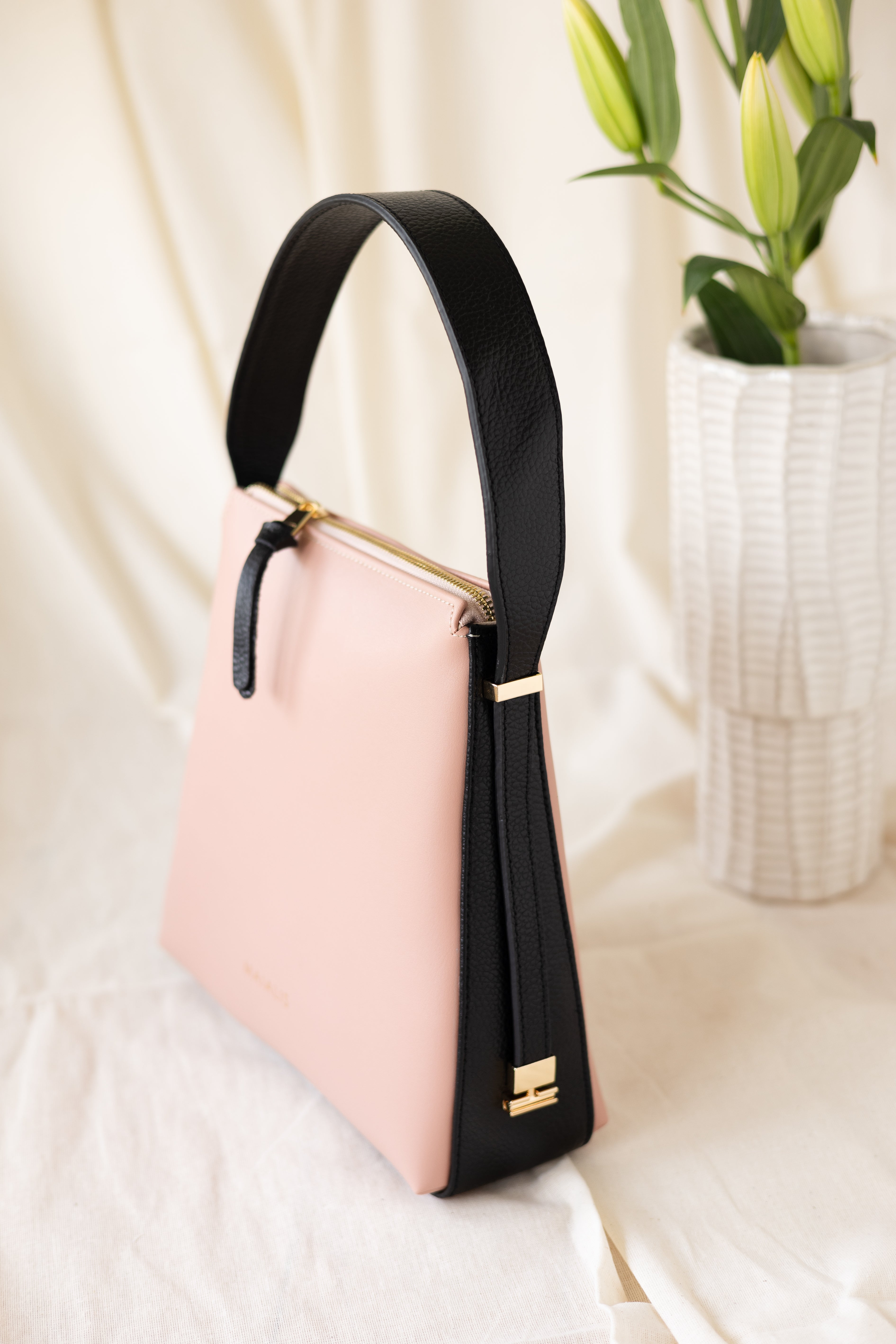 Olivia Light Pink & Black